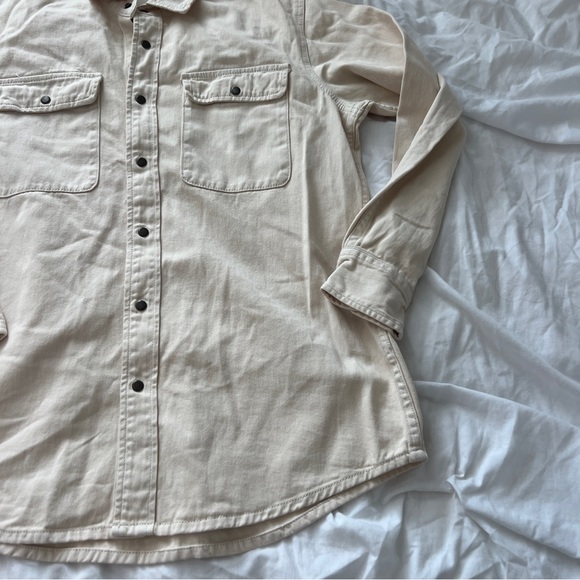 Brandy Melville jacket shirt - Picture 2 of 3